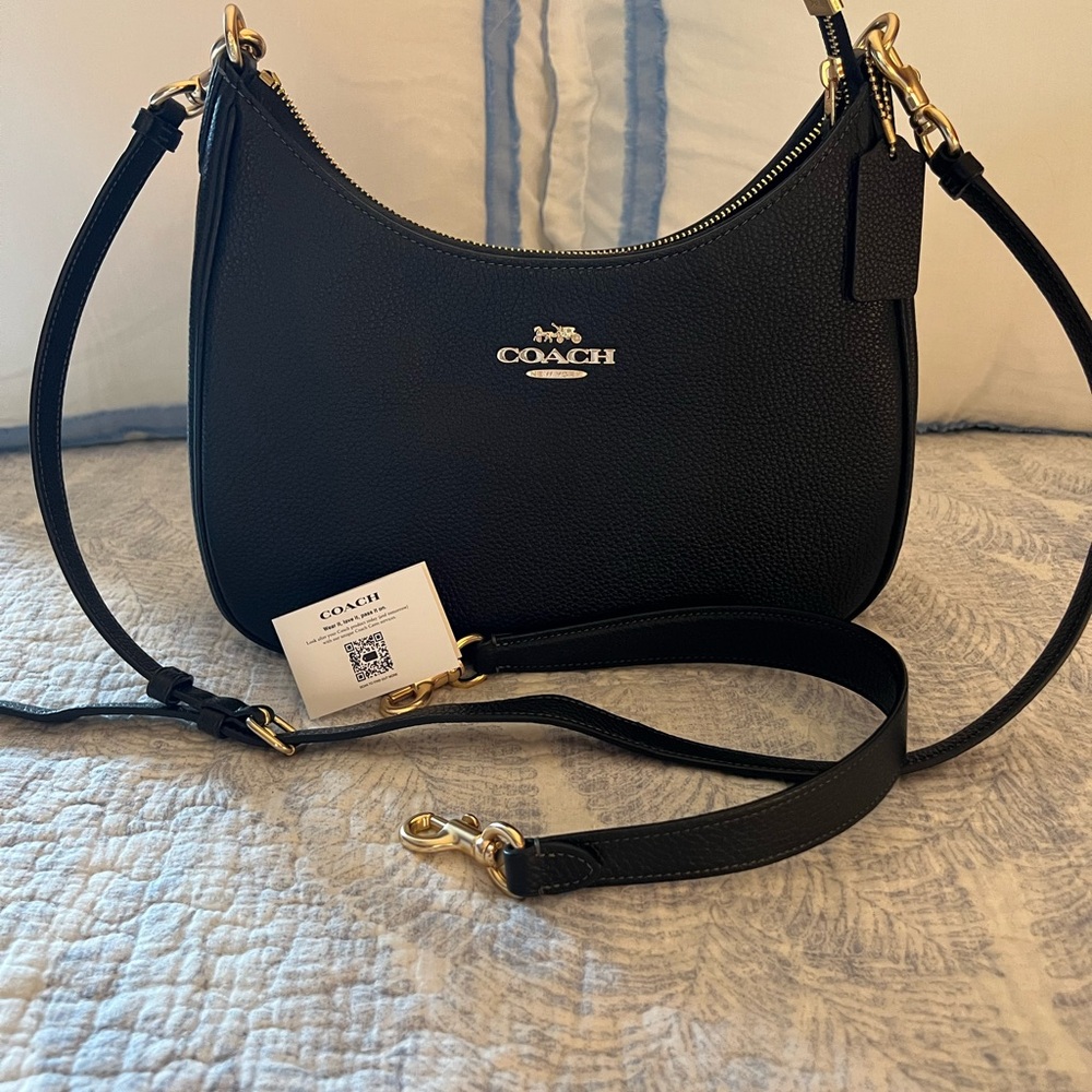 Couch Outlet Teri Hobo Bag